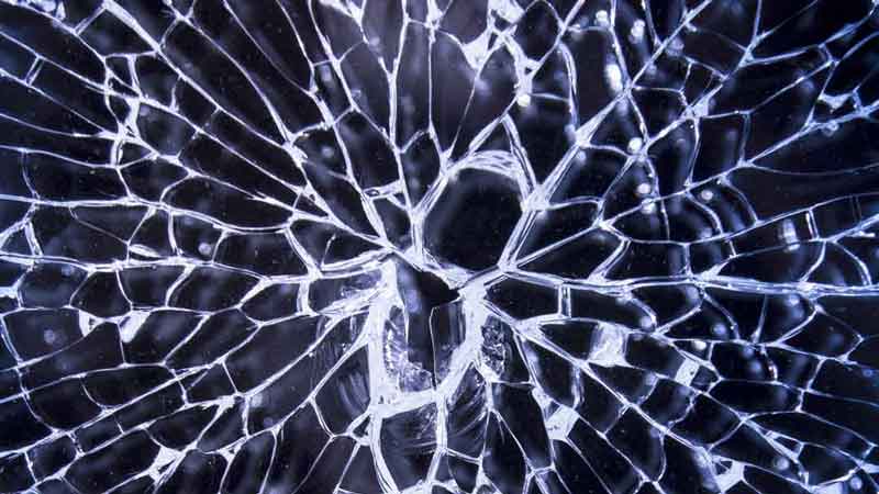 La sicurezza di finestre e vetrine da atti vandalici e furti