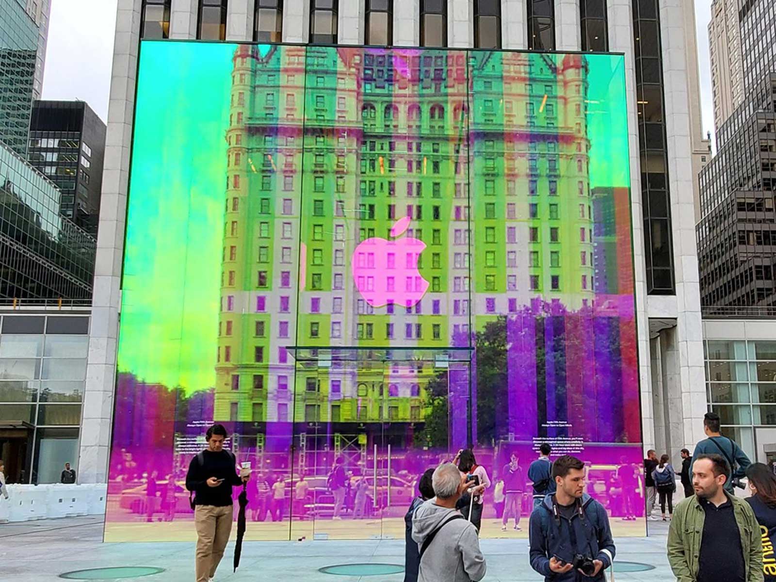 Pellicola Dicroica 3M installazione Apple Sotre New York